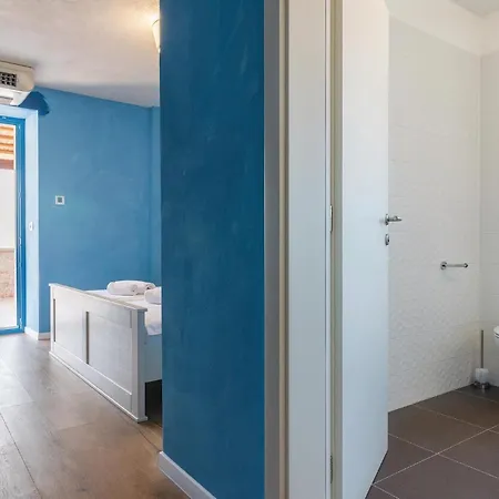 9 Bedroom Lovely In Holiday home *